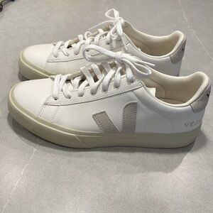 Veja Campo Sneakers Leather White/Natural Suede (looks light grey) Womens Size 8